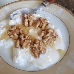 A picture of Yogurt with honey and pecan 😋.