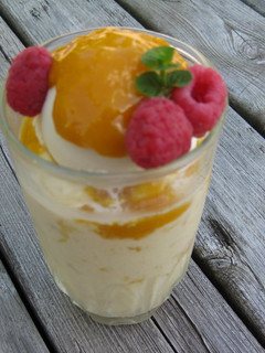 A picture of Mango Frappuccino.