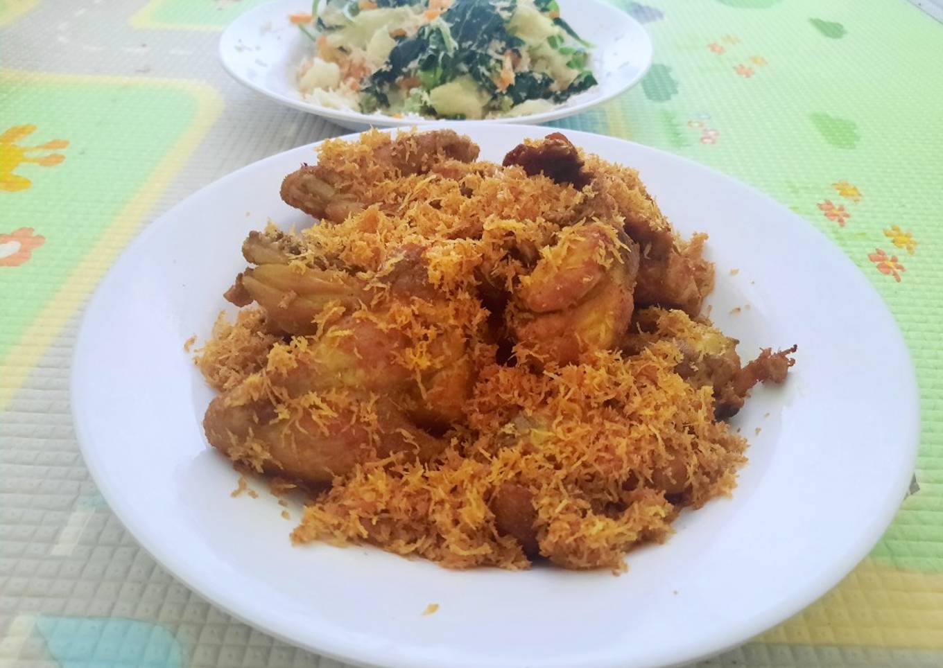 Ayam Goreng Serundeng Kremes