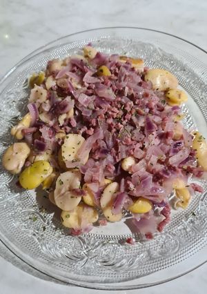 Una foto de Habas con jamón