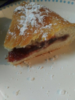 A picture of Jam Cake Biscuit.