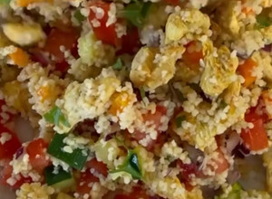 Foto de Cuscuz com Legumes e Frango