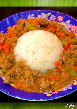 A picture of Ground Beef Stew with Vegetables.