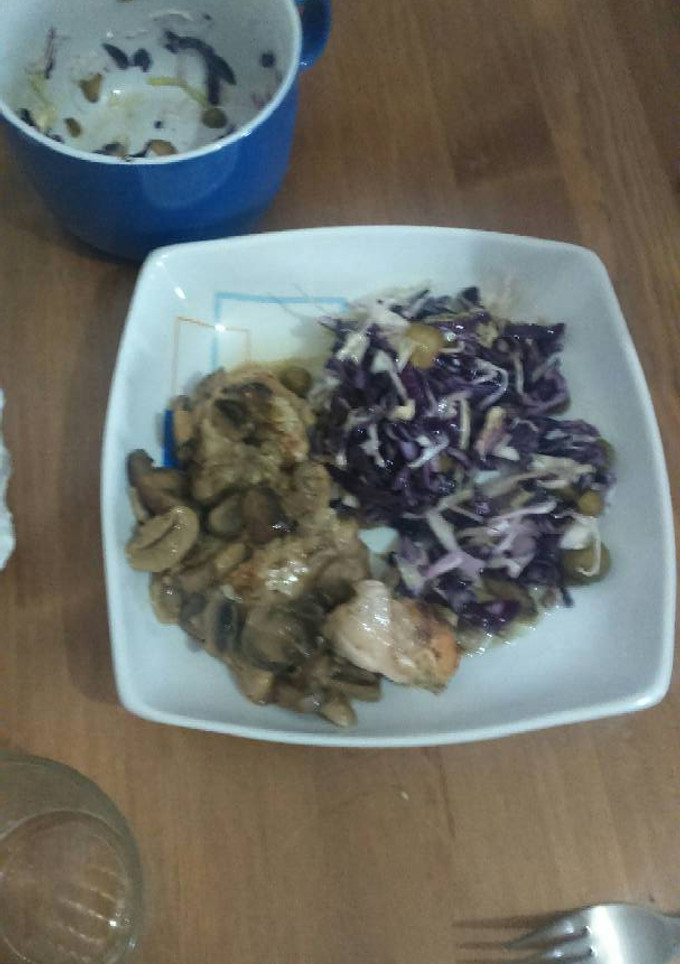 Una foto de Pollo al horno como me gusta 😁