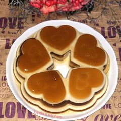 Layered coffee cheese flan jelly A picture of Layered coffee cheese flan jelly.