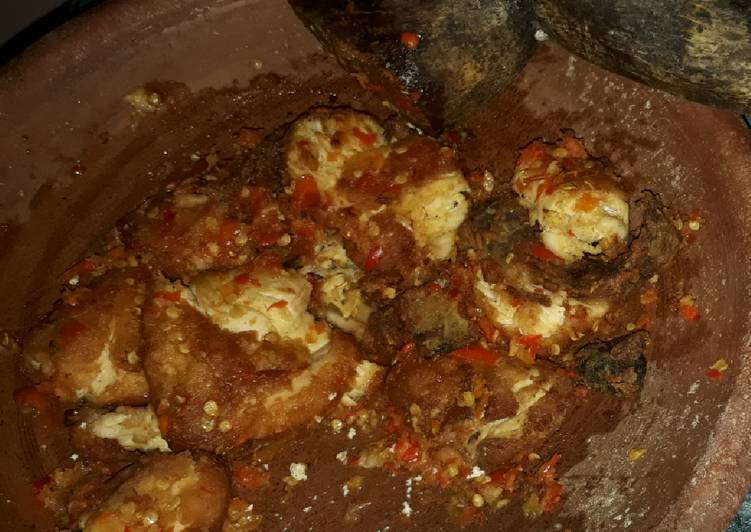 Ayam geprek sambel korek