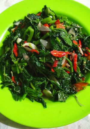 Foto resep Tumis Pedas Daun Pepaya