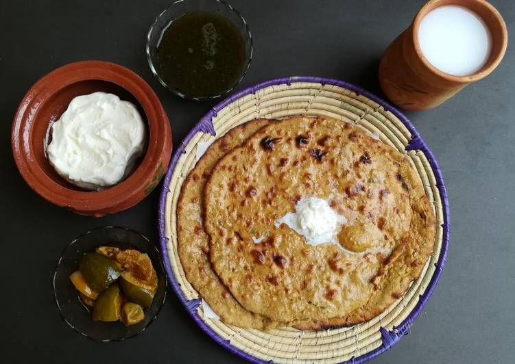 Missi Roti Punjabi style