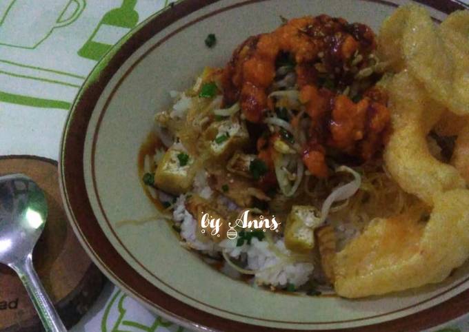 Nasi Lengko Khas Cirebon