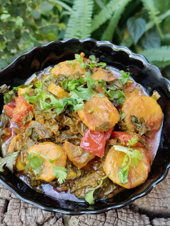 મૂળા ઢોકળી નુ શાક (Mooli Dhokli Shak Recipe In Gujarati) રેસીપી મુખ્ય ફોટો