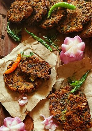 A picture of Bhaji Vada.