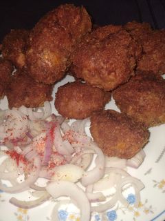 মুচমুচে চিকেন পকোড়া (crispy chicken pakora recipe in Bengali) রেসিপির প্রধান ছবি