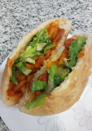 عکسی از دستور ساندویچ سوسیس بندری