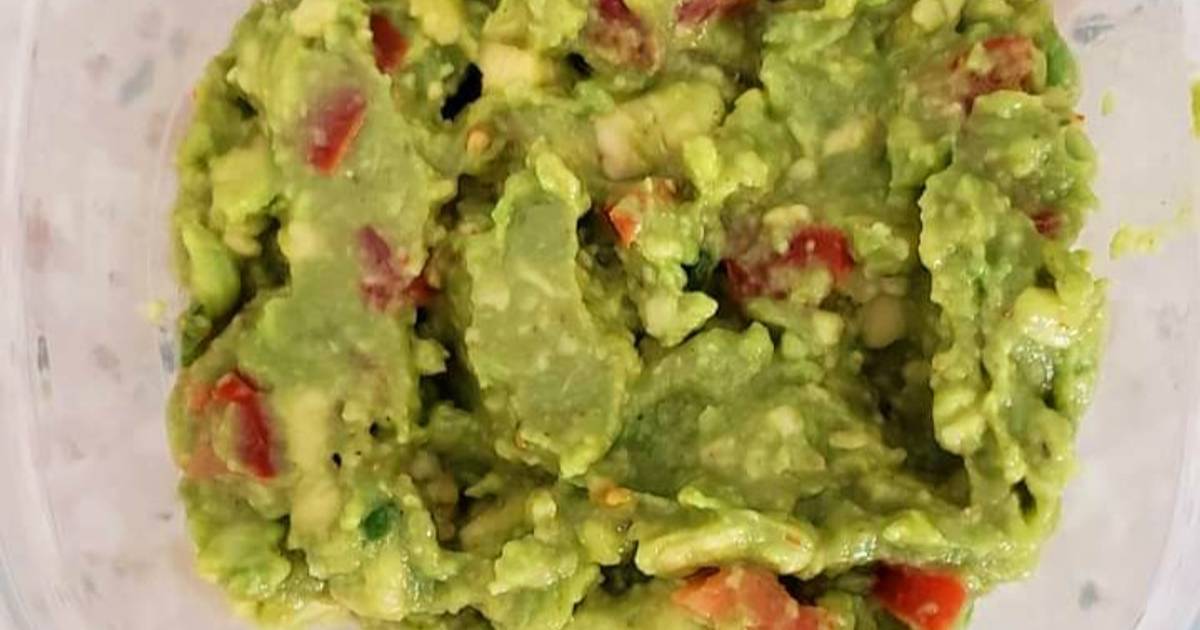 Mexican avocado basil dip Guacamole