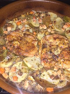 Una foto de Muslos deshuesados al horno