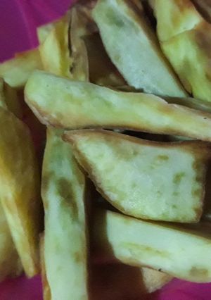 A picture of Fried sweet potatoes.