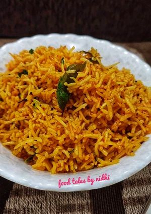 વઘારેલા ભાત (Vagharela Bhat Recipe In Gujarati) રેસીપી મુખ્ય ફોટો