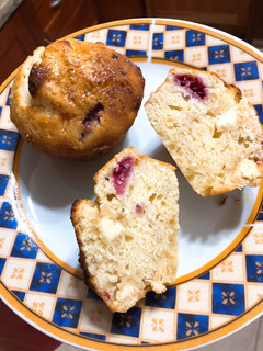 Φωτογραφία της συνταγής Raspberry white chocolate Muffins