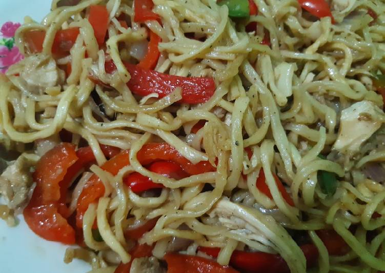 Step-by-Step Guide to Make Any-night-of-the-week Chicken pancit 🤤