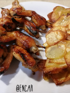 Una foto de Alitas de pollo teriyaki