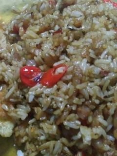 Foto resep Nasi goreng seketem (seketemunya)