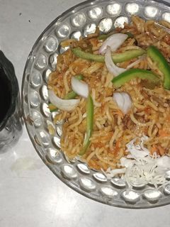 નુડલ્સ (Noodles Recipe In Gujarati) રેસીપી મુખ્ય ફોટો