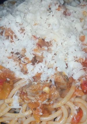 Una foto de Fideos con salsa