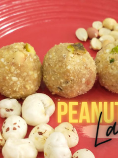 A picture of Makhana Shengdana Ladoo.