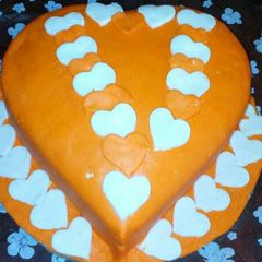 A picture of Hubby birthday cake.