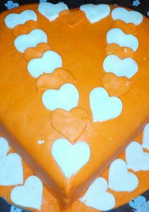 A picture of Hubby birthday cake.