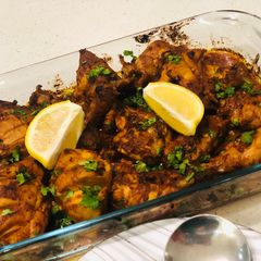 A picture of Lahori Chicken.