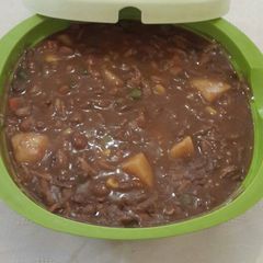 A picture of Bean chicken soup.