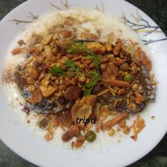 A picture of Aloo tikki.