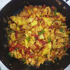 A picture of Stewed scrambled eggs.