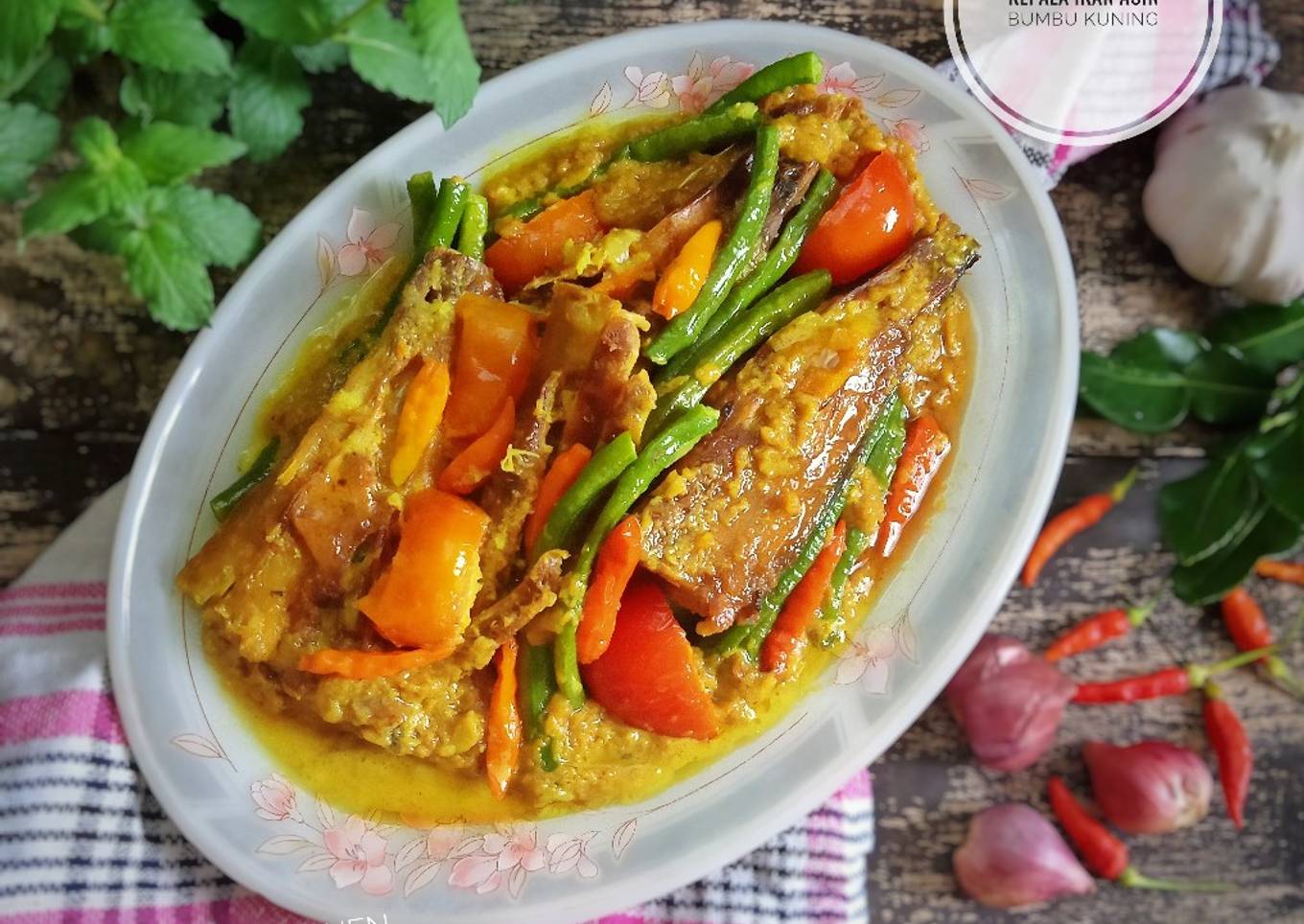 Kepala Ikan Asin Bumbu Kuning