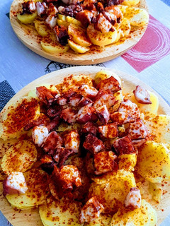 Una foto de Pulpo con cachelos