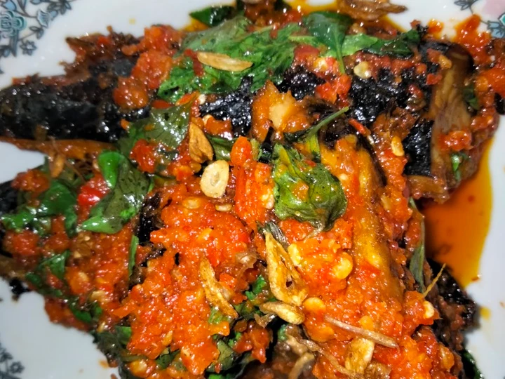 Cara Mudah Membikin Resep Ikan tongkol balado with kemangi yang Bikin Ngiler Anti Ribet, Lezat Sekali