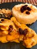 Curry de pavo y arroz con tierra de almendras y pasas
