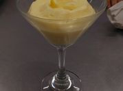 Una foto de mousse de limon