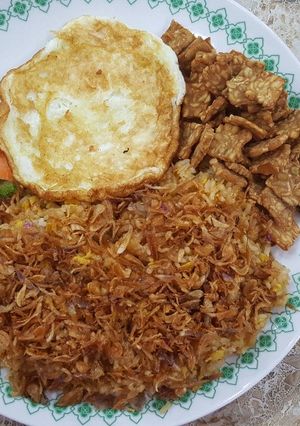 Foto resep Nasi goreng abang2...#masakditahunbaru
