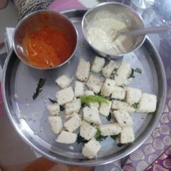 A picture of Dhokla.