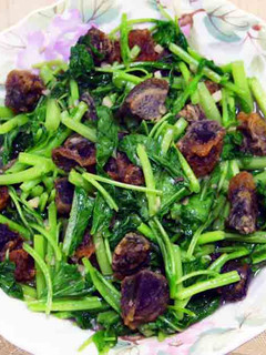 【厚生廚房】莧菜炒皮蛋 的食譜成品照片