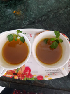 હર્બલ ટી (Herbal Tea Recipe In Gujarati) રેસીપી મુખ્ય ફોટો
