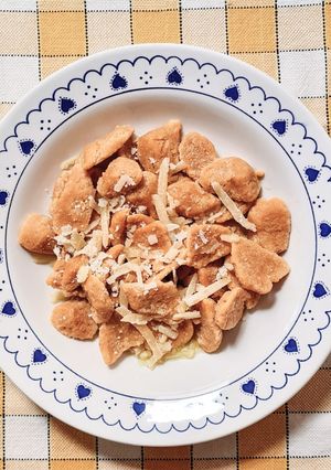 Una foto de Ñoquis cortados a tijera de boniato y harina de garbanzos