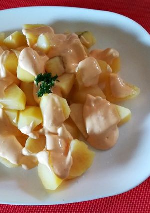 Una foto de Ensalada de patata especiada