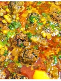 ઊંધિયું (Undhiyu Recipe in Gujarati) રેસીપી મુખ્ય ફોટો