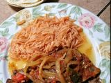 Guiso de bistec a mi estilo y sopa de fideo para acompañar
