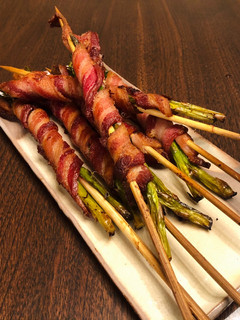 A picture of Asparagus Bacon Skewers.