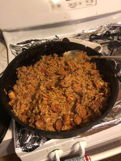 A picture of Cajun jambalaya sausage /chicken.