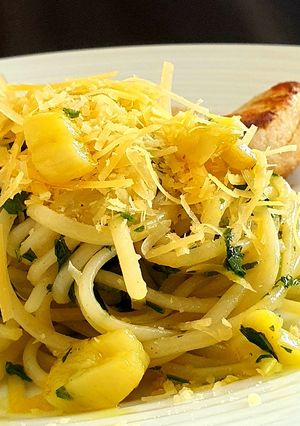 A picture of Pasta Aglio e Olio.
